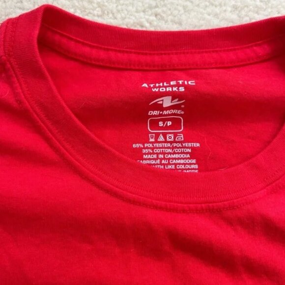 Athletic Works Red Shirt - Picture 2 of 3